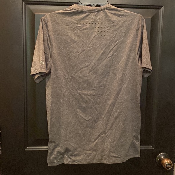 Champion EUC DuoDry Gray USA Active Patriotic Workout Shirt - Picture 3 of 4